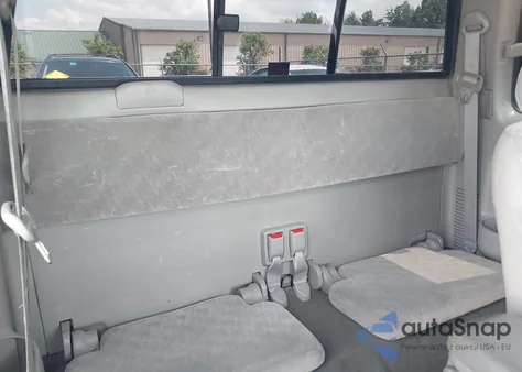 2004 Toyota Tacoma Base V6 z USA, uszkodzony, nr VIN 5TEWN72N84Z402318